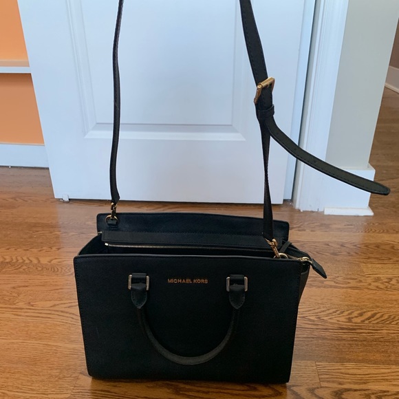 Michael Kors Large Selma Saffiano Satchel - Picture 6 of 7